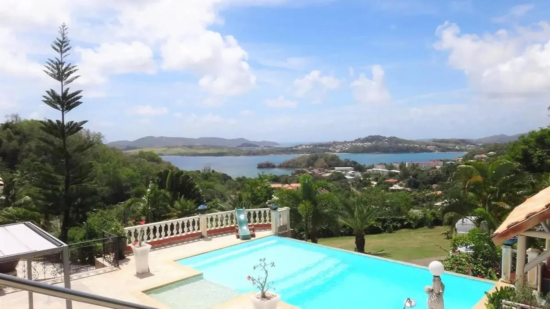 Holiday home La Trinité Seaside Villa: 2-Bedroom with Pool and Garden