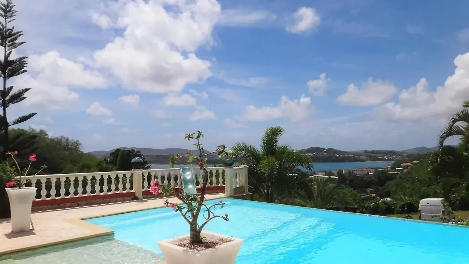 La Trinité Seaside Villa: 2-Bedroom with Pool and Garden